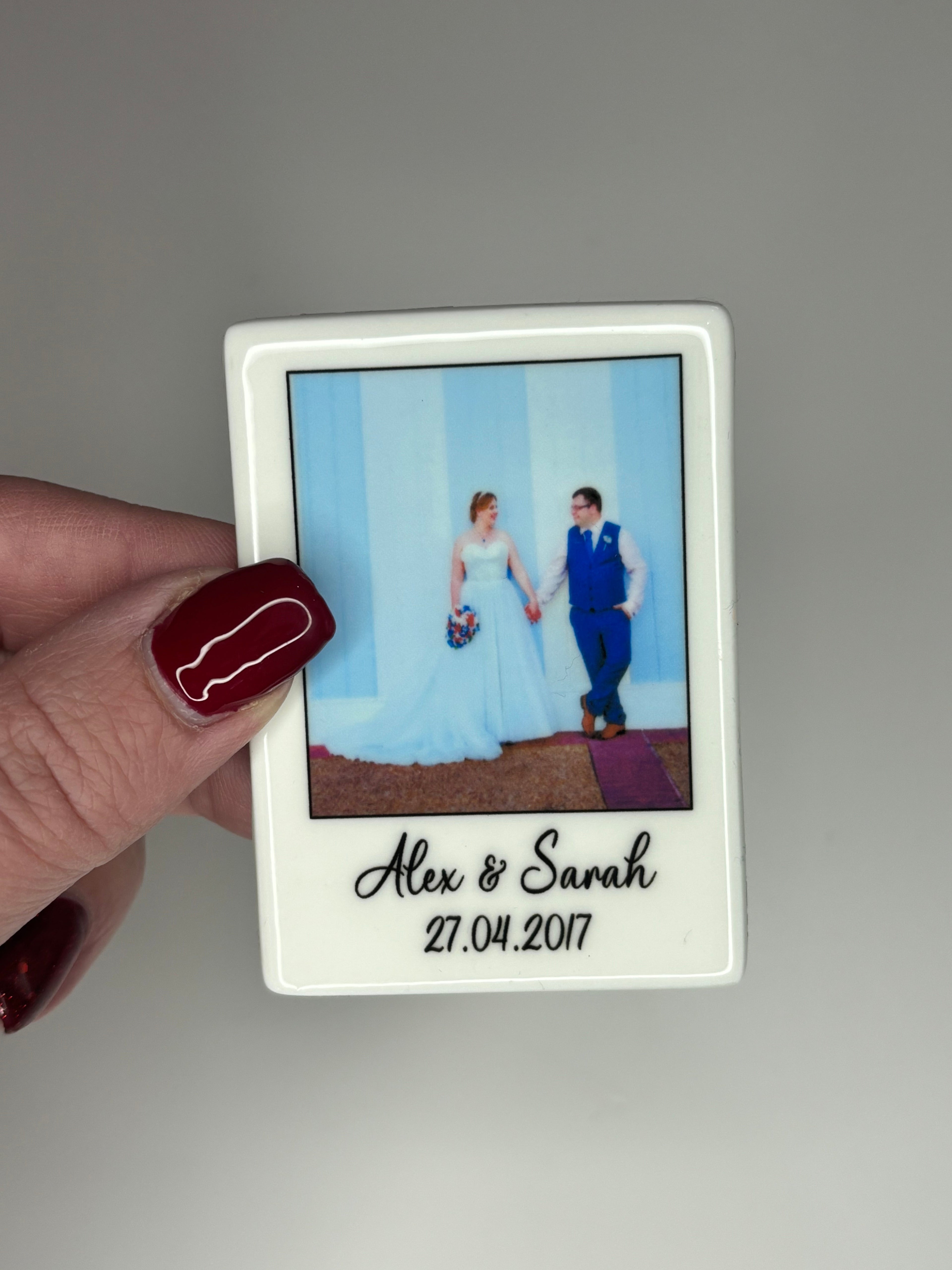 Ceramic photo magnet